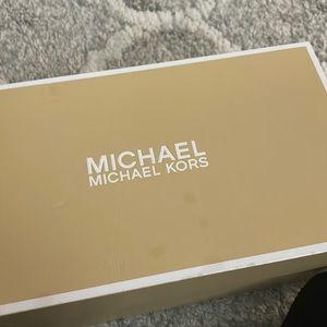 Micheal Kors Sandal